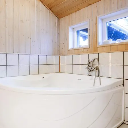 Three-bedroom In 81 *